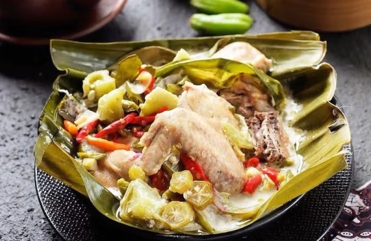 Menjelajahi Kuliner Khas Jawa Tengah yang Terkenal dan Bikin Lidah Ketagihan