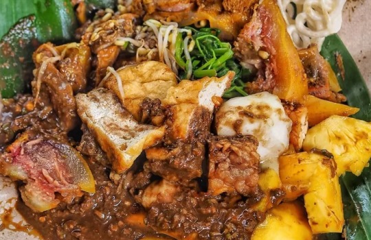 Mengenal Rujak Cingur, Hidangan Legendaris Surabaya dengan Rasa Unik dan Gurih